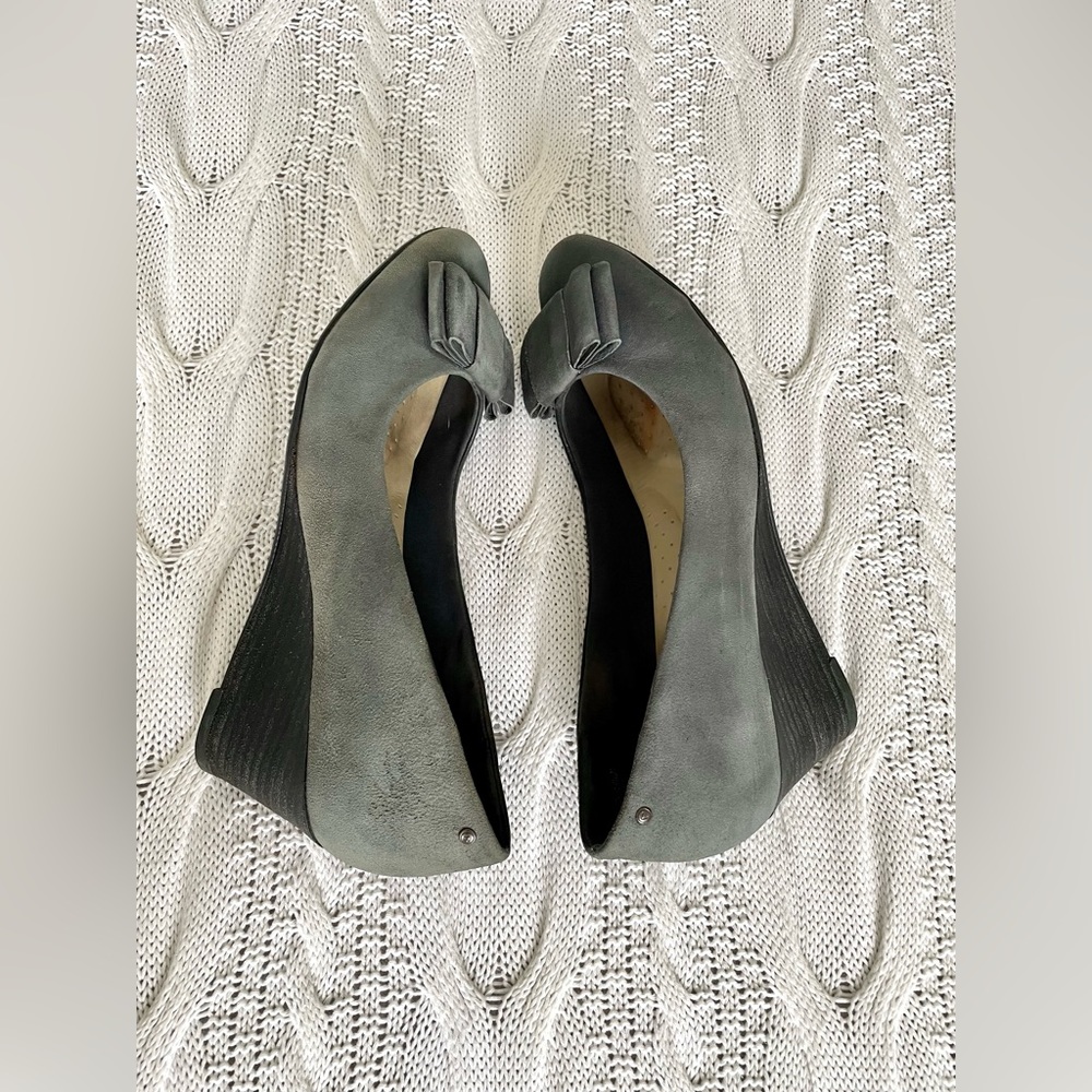 Rockport Women’s Suede Wedge Shoes | Comfort Insole | Size 8 - Picture 4 of 11